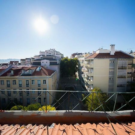 Quiet And Sunny Central Lisbon Apartment Eksteriør billede